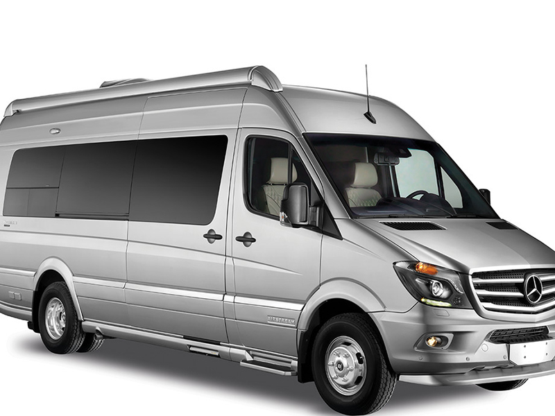 Airstream تكشف عن منزلها الفاخر الجديد